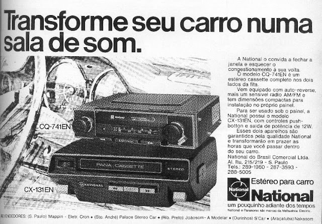 Propaganda dos primeiros modelos de toca-fita para carros, em 1974. Modelo da National possuía sistema de auto-reverse.