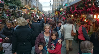 Mercado de Navidad de Santa Lucía o Santa LLúcia.