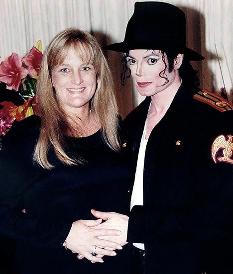 Michael Jackson married Debbie Law pics