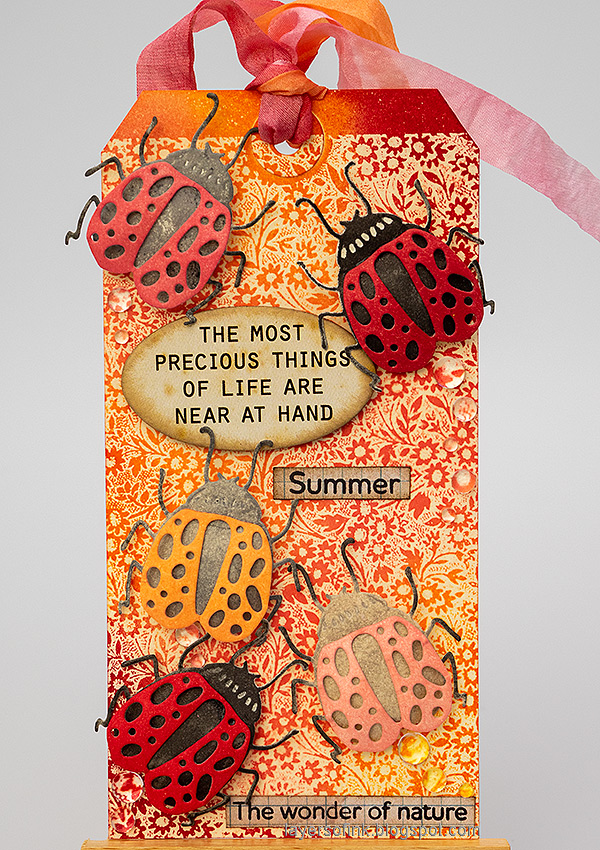 Layers of ink - Ladybug Tag Tutorial by Anna-Karin Evaldsson.
