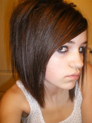 Medium Emo Hairstyles