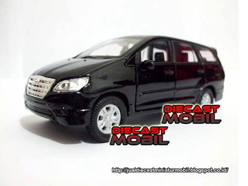 Toyota Kijang Innova Black