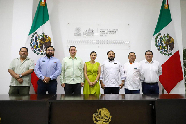 Federación Gastronómica de Yucatán visita al Congreso del Estado