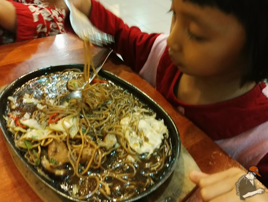 Mee Sizzling - Sedap Tapi Bahaya