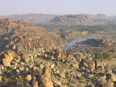 (India) – Hampi Village – The City of Ruins