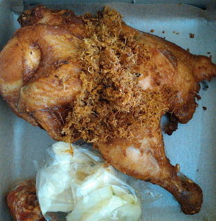 jual ayam goreng jogja, oleh oleh ayam goreng utuh khas jogja, jual ayam goreng satu ekor yogyakarta, pesan antar ayam goreng satu ekor jogja, delivery ayam goreng jogja, jual ayam goreng setengah ekor jogja