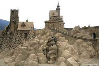 2011-Sand-Castle-Wallpaper