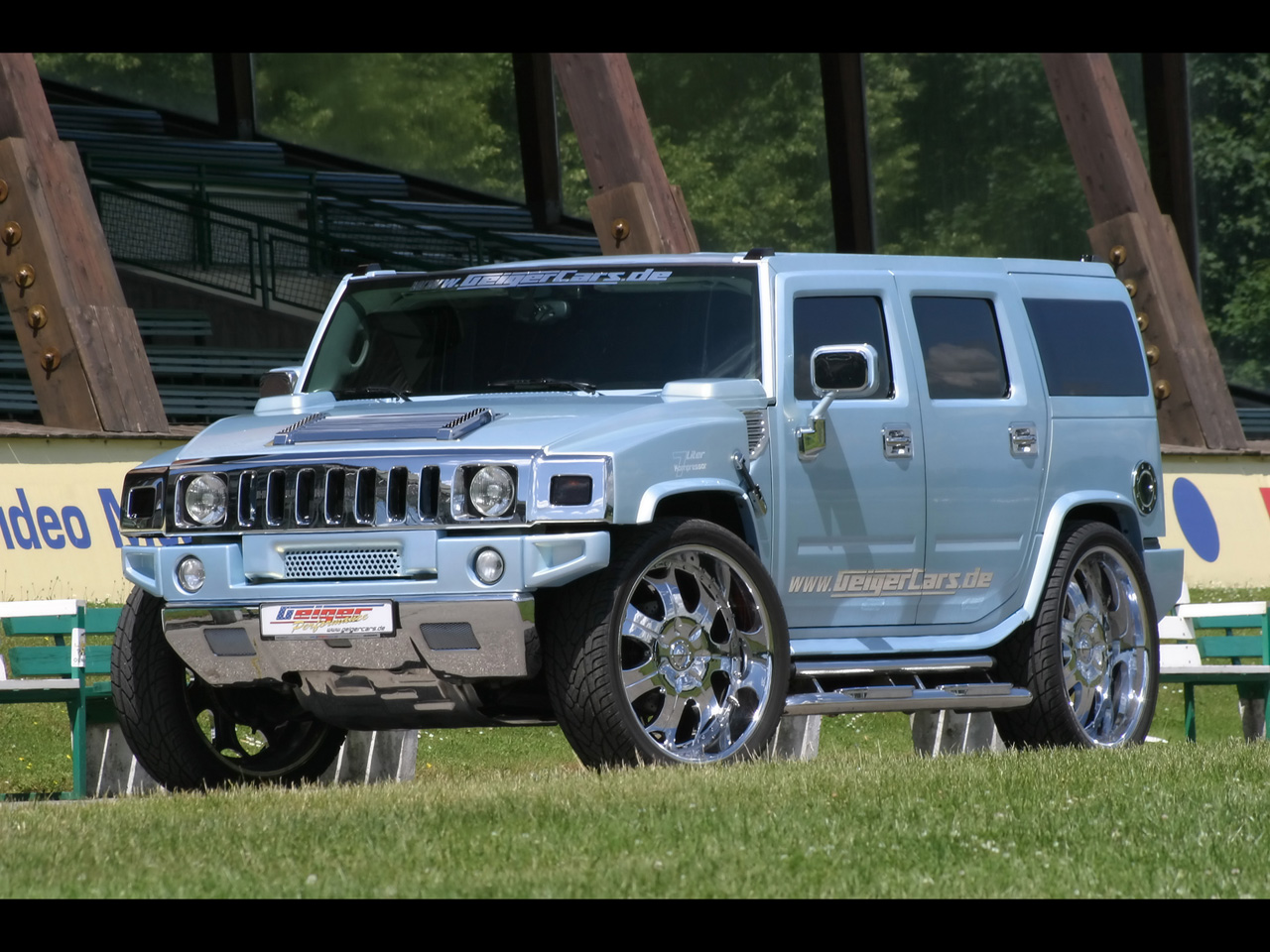 Wallpapers Background: Hummer H2 Wallpapers