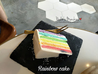 Paulin's Munchies - Mellower Coffee at Middle Road (Bugis) - Rainbow Cake