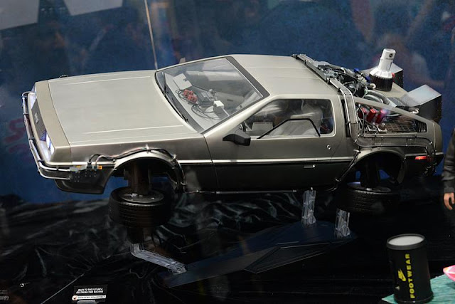 SDCC 2015 Hot Toys 1/6 Back to the Future