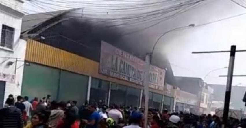 INCENDIO EN GAMARRA: Al menos ocho unidades del cuerpo de bomberos en el emporio comercial en La Victoria [VIDEO]