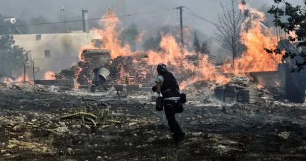 Ξεκίνησαν οι μηνύσεις κατά Δούρου, Ψινάκη και Καπάκη από τις οικογένειες των θυμάτων για ανθρωποκτονία εξ'αμελείας