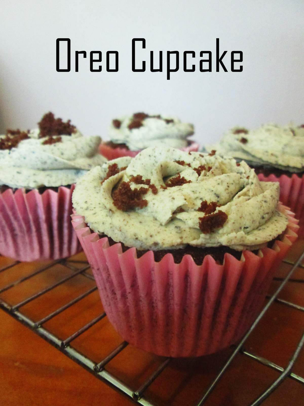 http://themessykitchenuk.blogspot.co.uk/2013/10/oreo-cupcakes.html