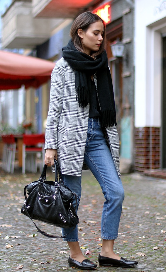what to wear with a black scarf : bag + plaid blazer + jeans + flats + top