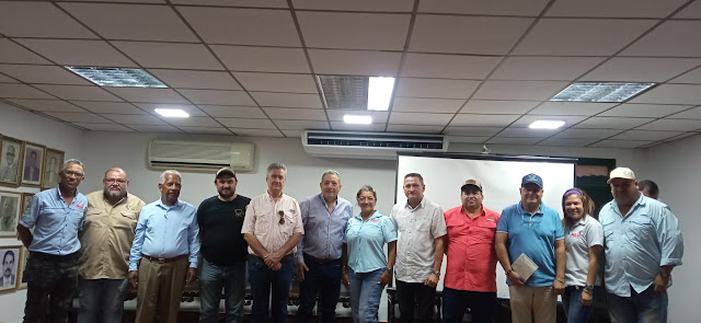 CONFORMAN COMITÉ DE FUNVESSA PARA AMPLIAR VACUNACIÓN ANIMAL