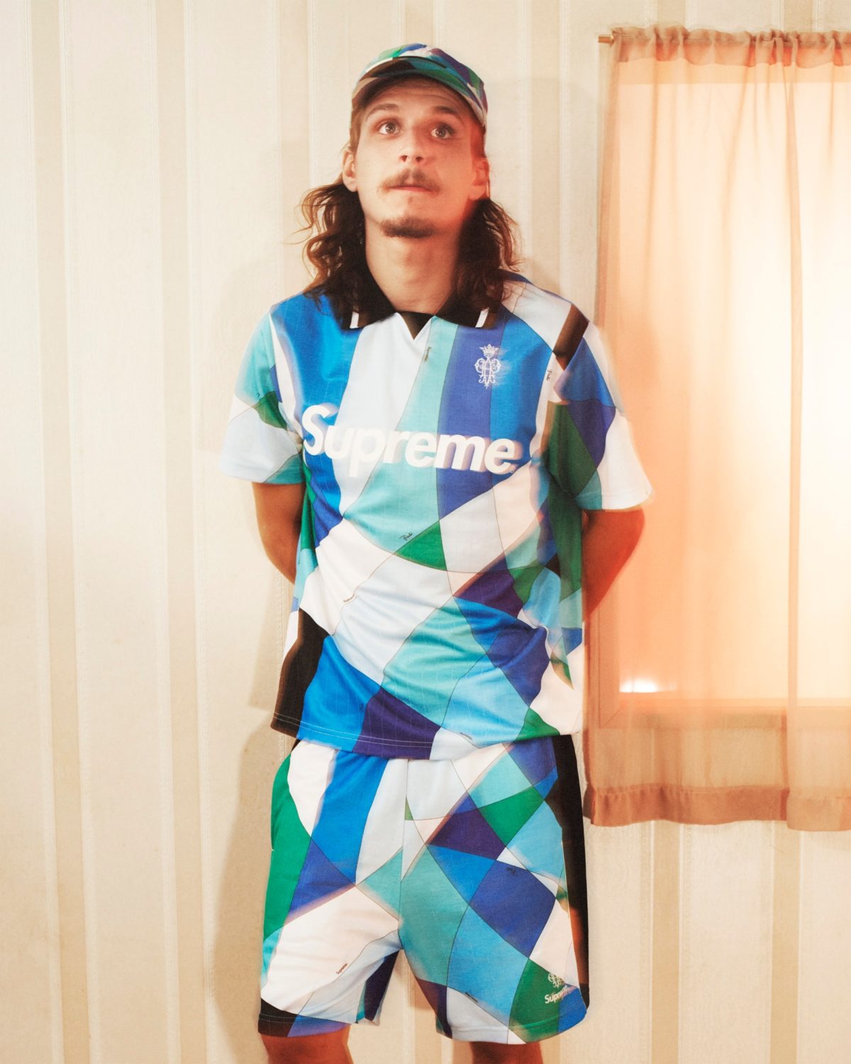 SUPREME reimagina as estampas da Emilio Pucci em nova collab