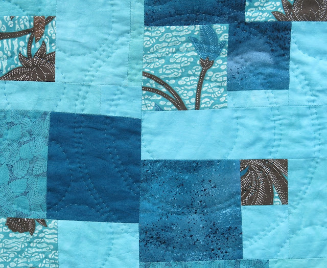 Quilt by Sophie Thomas - Sherri Lynn Wood book - Score #1 - Floating squares