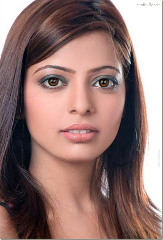 Hot Model Niharikaa Wallpapers