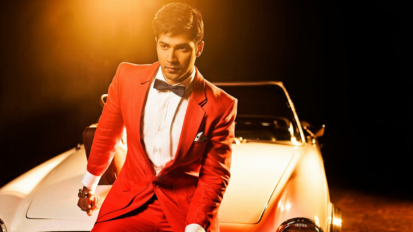 Varun Dhawan HD Wallpapers Free Download