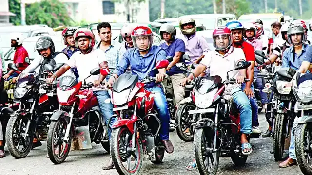 মহাসড়কে আজ থেকে মোটরবাইক চলাচলে বিধি-নিষেধ