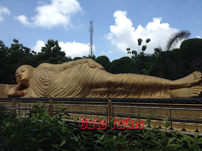 Patung Buddha Tidur Trowulan
