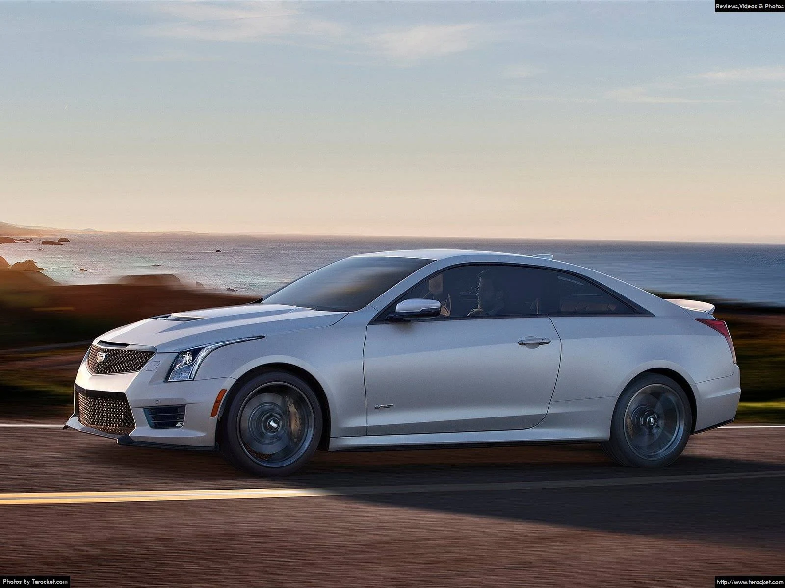 Hình ảnh xe ô tô Cadillac ATS-V Coupe 2016 & nội ngoại thất