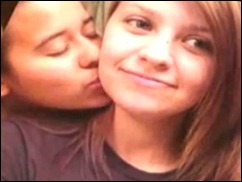 Mary Kristene Chapa e Mollie Olgin