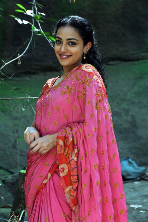 Nithya-Menon-latest-saree-stills+(2).jpg