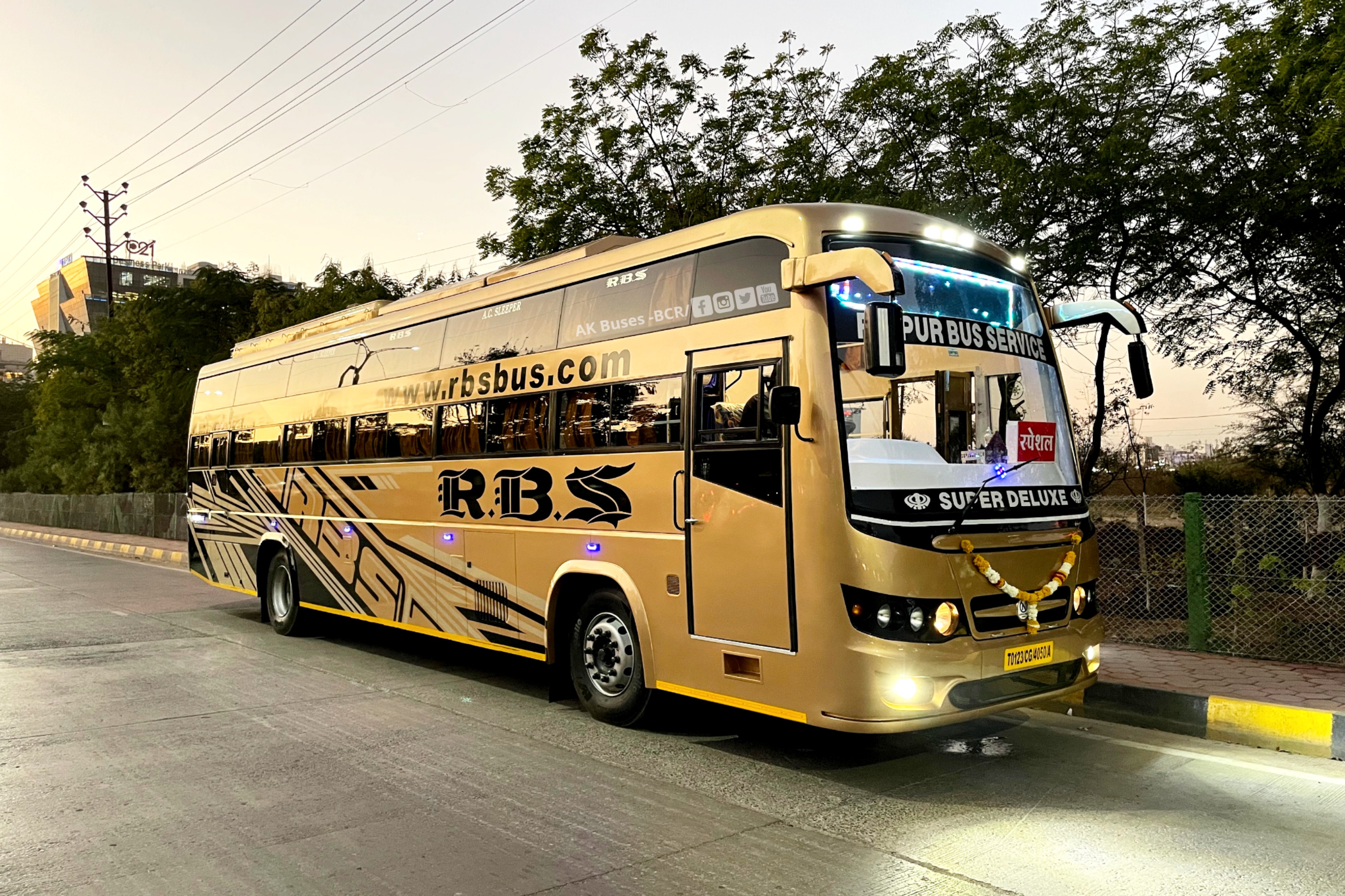 rbs luxury sleeper bus