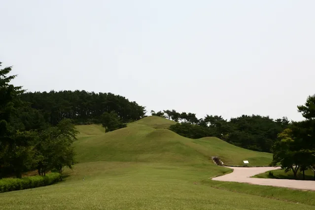 공주 송산리 고분군