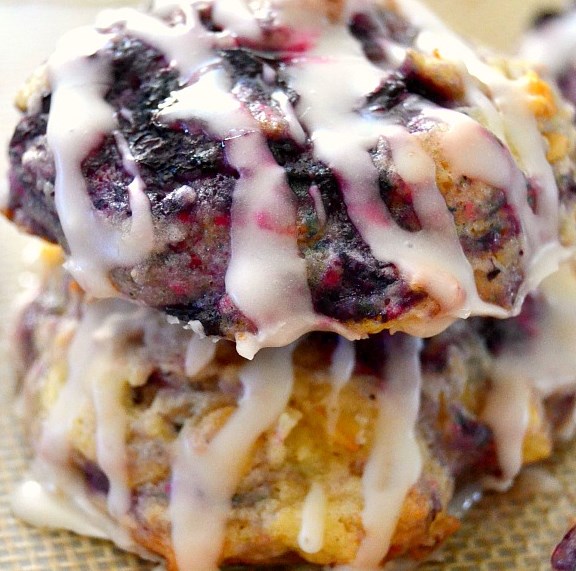 Muffin Mix Blueberry Streusel Cookies #desserts #healthydessert