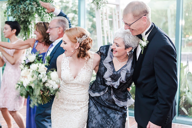 Atrium at Meadowlark Gardens Wedding | Photos by Heather Ryan Photography