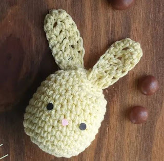 PATRON GRATIS CONEJO DE PASCUA AMIGURUMI 67461