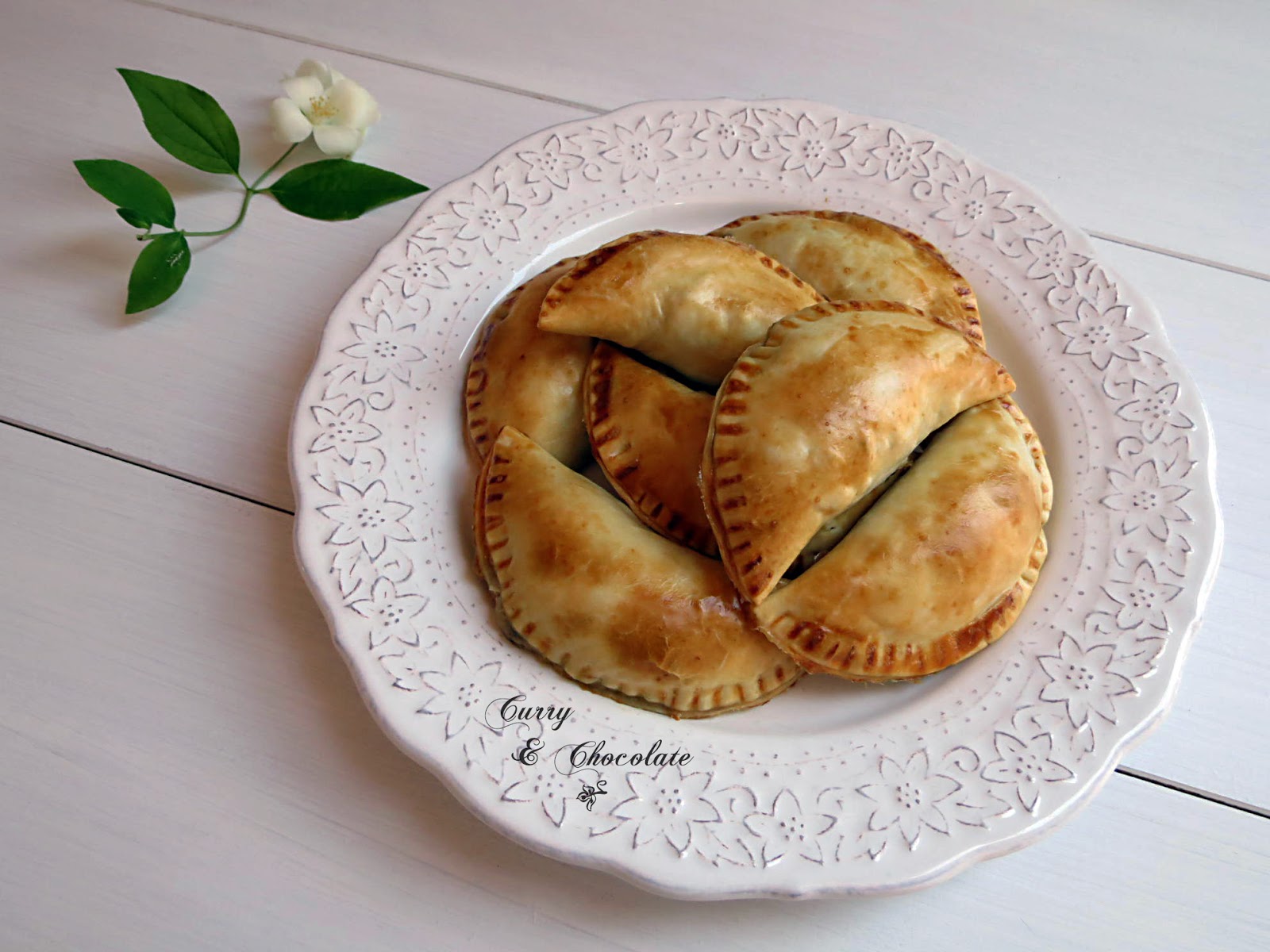 Empanadillas de setas y espárragos - Mushroom and asparagus turnovers