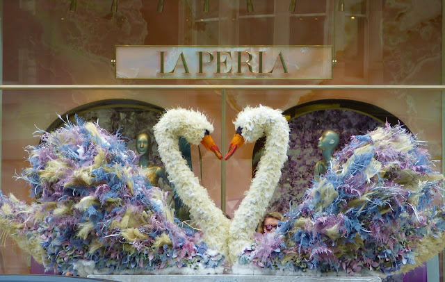 Floral swans on Sloane Street, London, for Chelsea in Bloom 2018 free flower festival