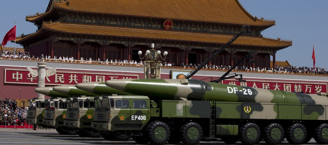 www.fertilmente.com.br - Unidades móveis de lançamento de misseis táticos, estima-se que a Muralha Subterrânea da China abrigue dezenas de unidade similares prontas para responder