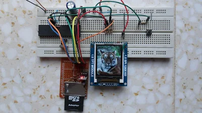 Tiger Bitmap picture on ST7735 SPI TFT display with PIC18F4550 and SD card