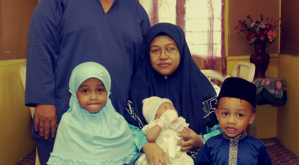 fotofamily Gambar  gambar  keluarga  pada Hari  Raya