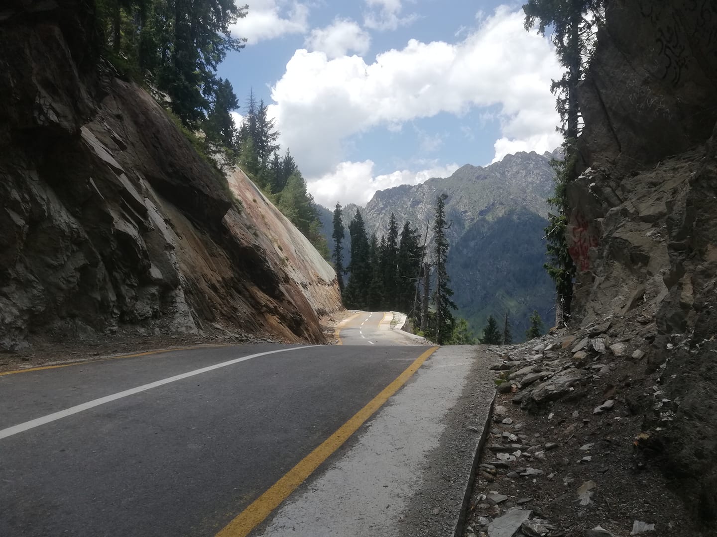 Leswa Bypass road between Muzaffarabad and Neelam valley Azad Kashmir. Leswa Bypass road Azad Kashmir. road in Azad Kashmir. Leswa Top. Leswa valley