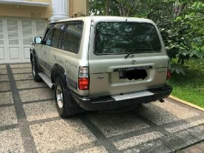 Mobil Bekas  Dijual Land cruiser  VXR A T 1996 1997 LAPAK 