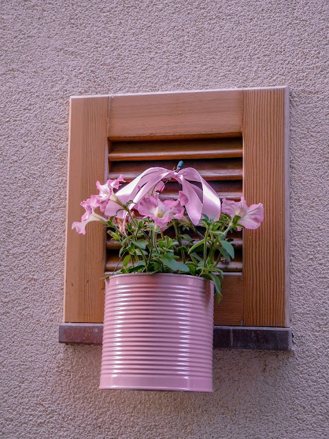 Vaso di fiori appeso