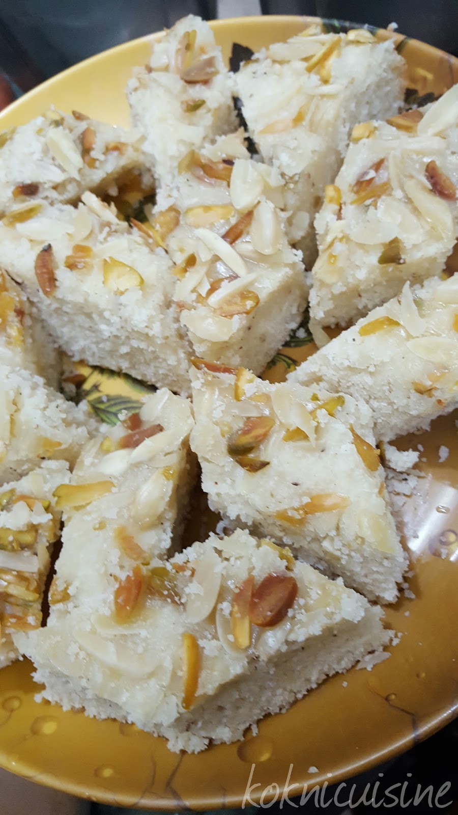 Kokni Cuisine: Rice and Semolina Steamed Cake (Bhanori Recipe)