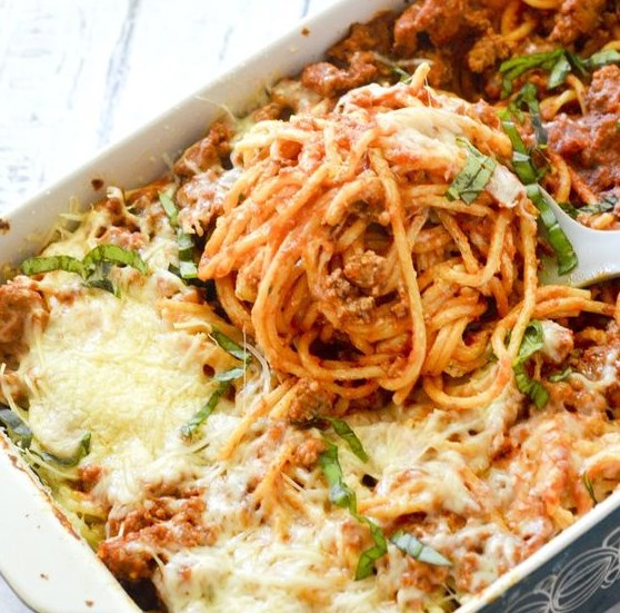 BAKED CREAM CHEESE SPAGHETTI CASSEROLE #weightwatchers #healthydiet