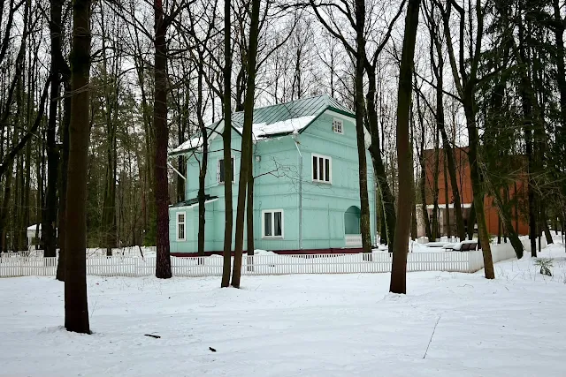 посёлок Переделкино, Дом творчества писателей «Переделкино», жилой дом