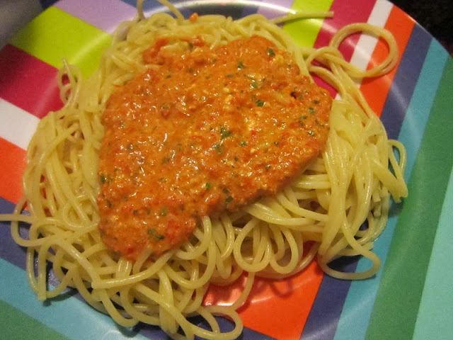 Perfect Red Pepper Pesto Pasta