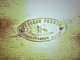 www.annecharriere.com, anne charriere vintage, family antiques,