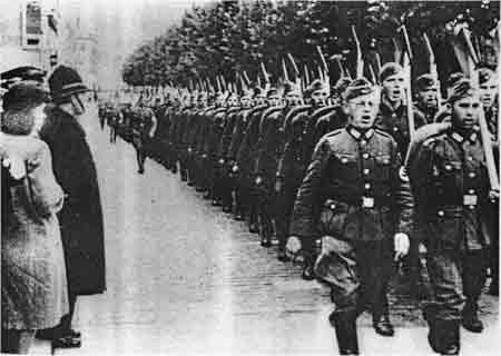 9 August 1940 worldwartwo.filminspector.com Adolf Galland Jersey parade