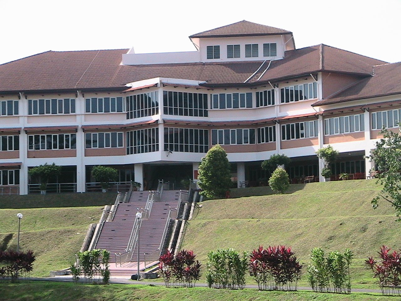 Perpustakaan UiTM Melaka Sejarah Perpustakaan UiTM Melaka 