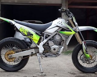 Modifikasi klx  150  supermoto motor  kawasaki buat adventure 