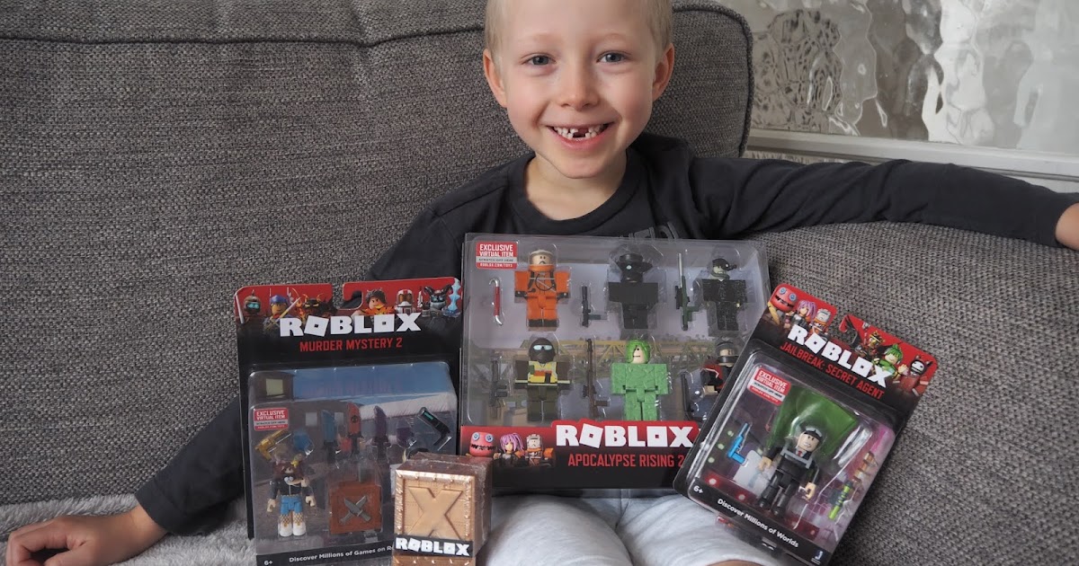 Chic Geek Diary The New Roblox Toys From Jazwares Review Giveaway - murder mystery 2 roblox toys